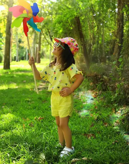 باغ اختصاصی ۱۵ هزار متری؛ یکی از بزرگ‌ترین آفرهای عکاسی کودک در میدان ولیعصر